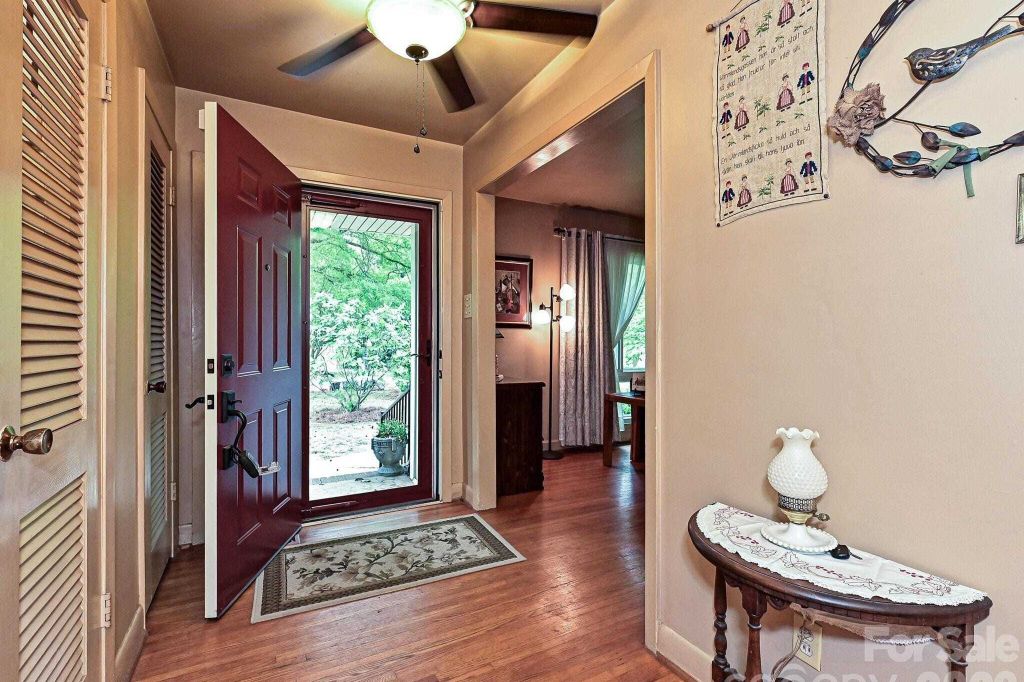Property photo 2 of 27 <Alttext/>