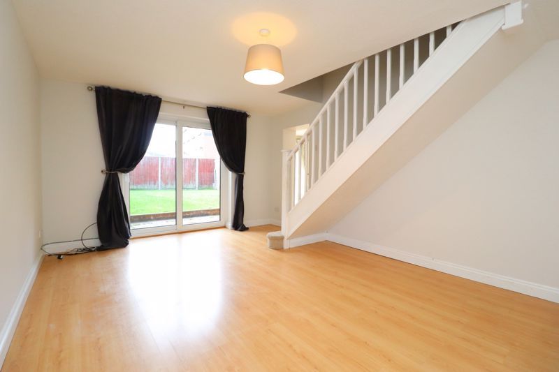 Property photo 3 of 9 Photo 2