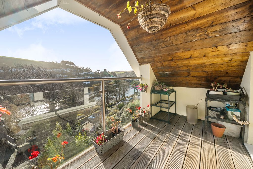 Property photo 2 of 20 1388404-24-693d239E99541