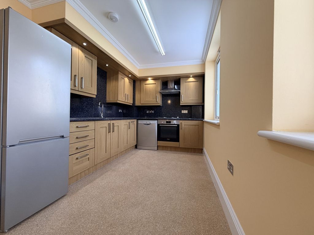 Property photo 3 of 11 Gallery