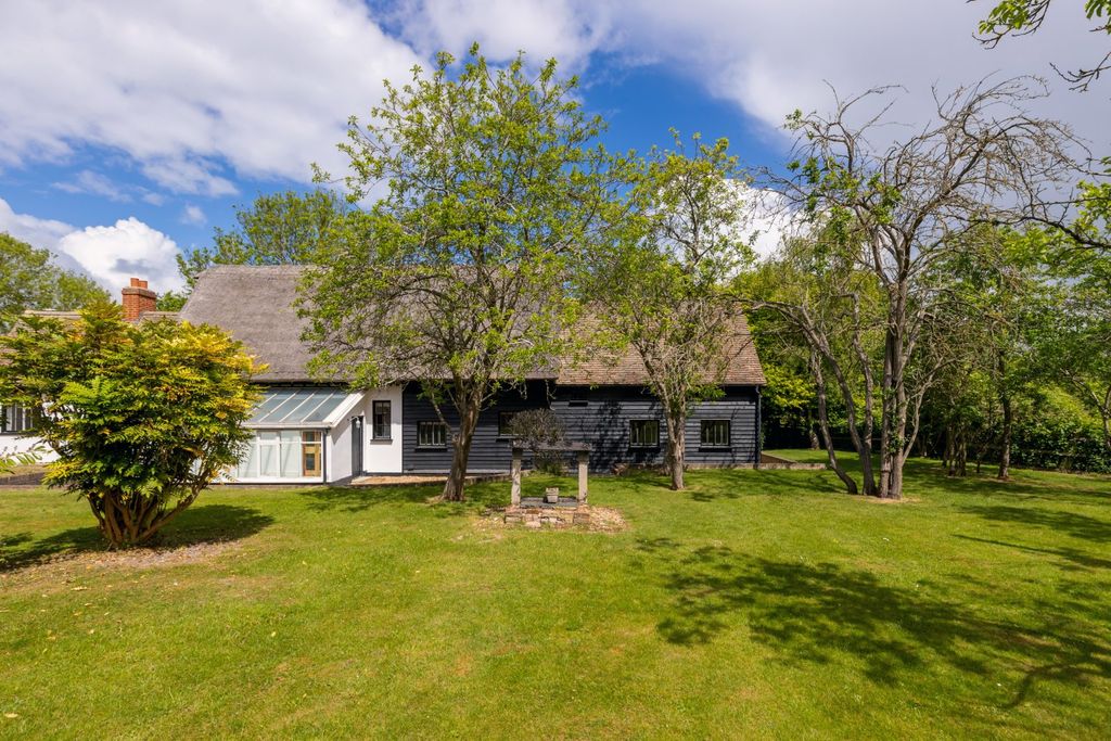 Property photo 1 of 14 Rear