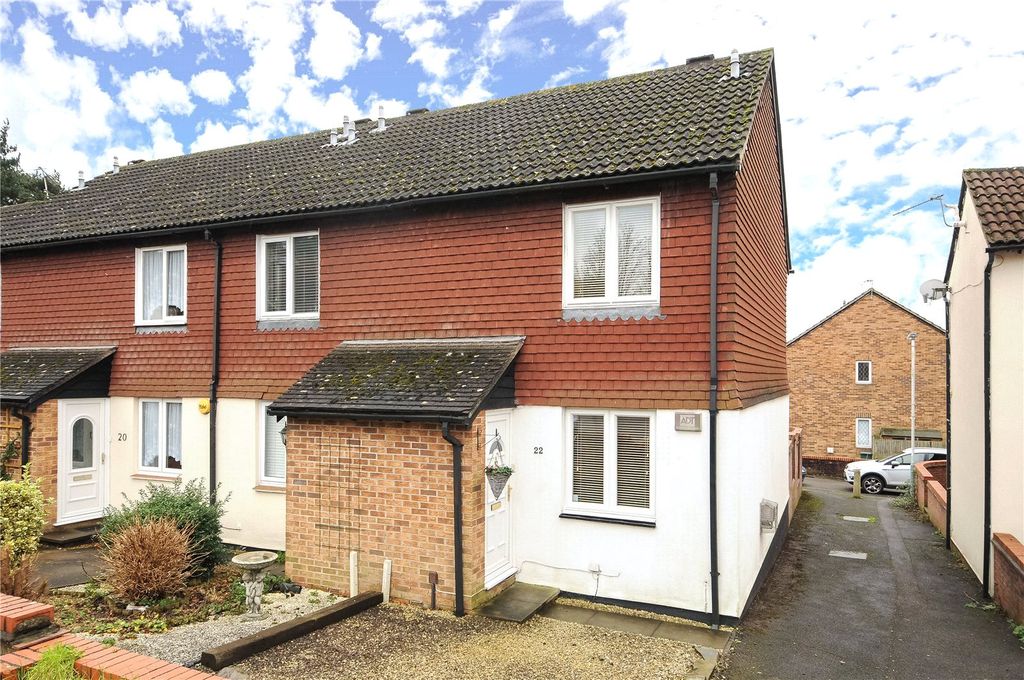 Property photo 2 of 21 Picture No. 10