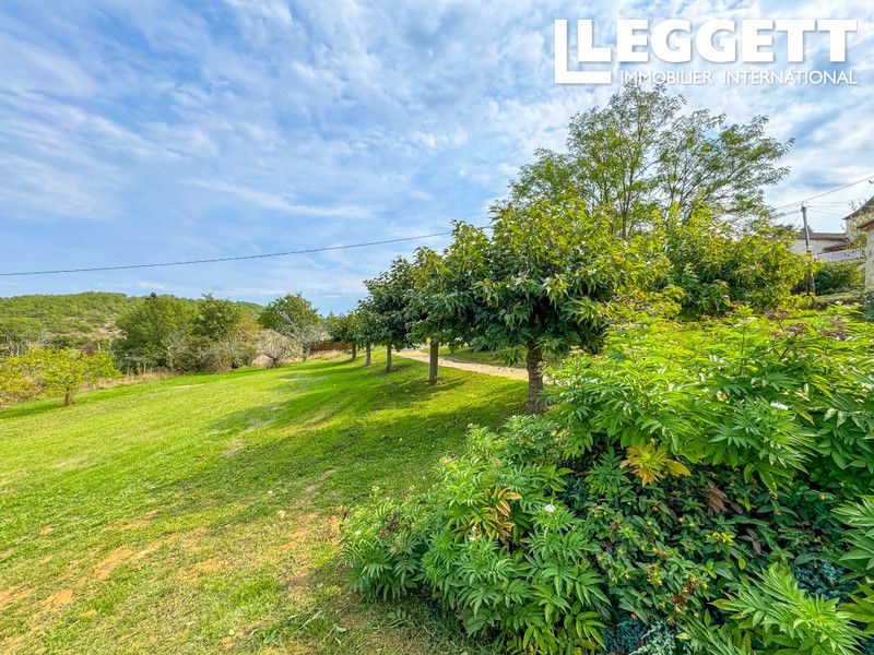 Property photo 3 of 10