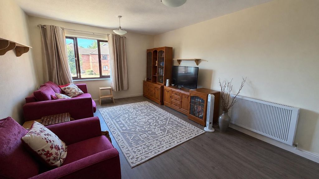 Property photo 2 of 12 14Rux2.Png