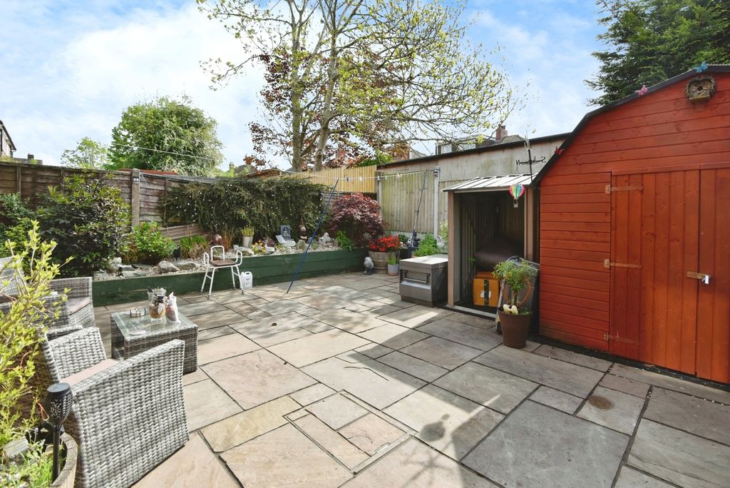 Property photo 2 of 15 Photo
