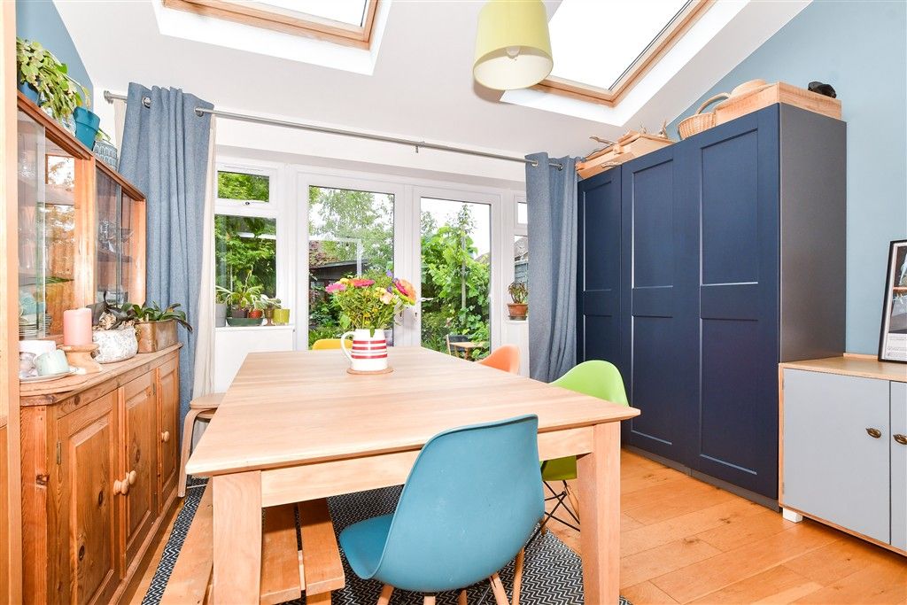 Property photo 3 of 21 Dining Area