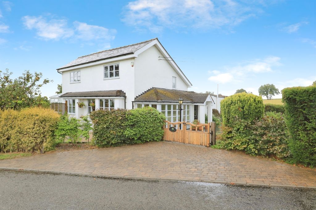 Property photo 1 of 34