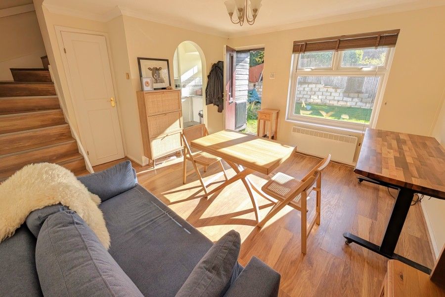 Property photo 2 of 8