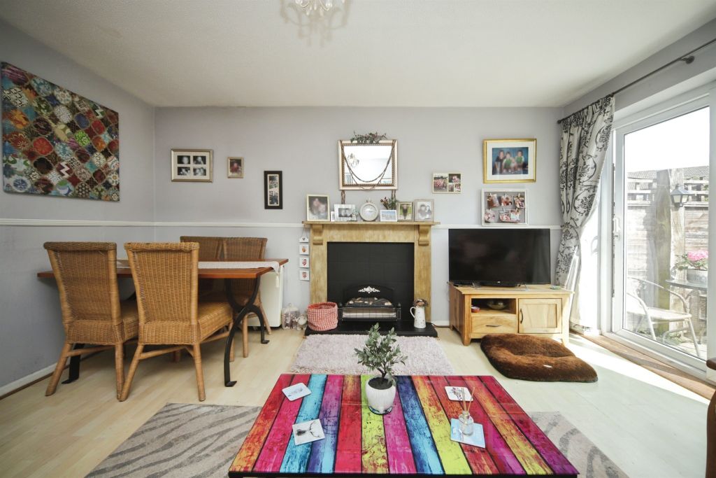 Property photo 3 of 16