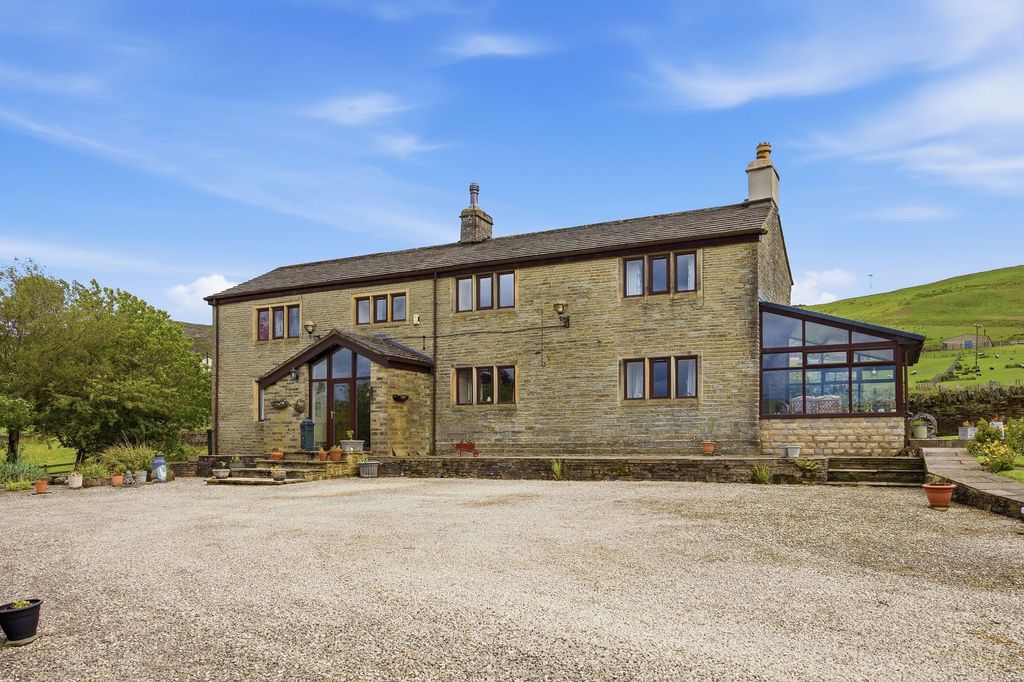 Property photo 1 of 65