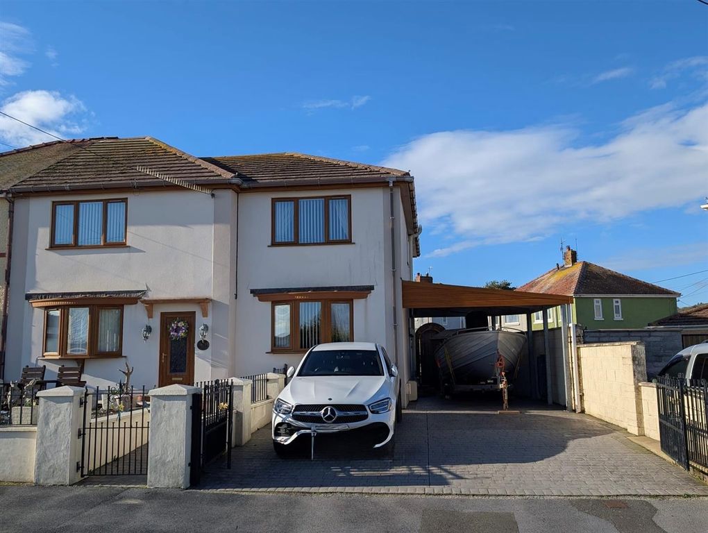 Property photo 1 of 37 Gee.Jpg