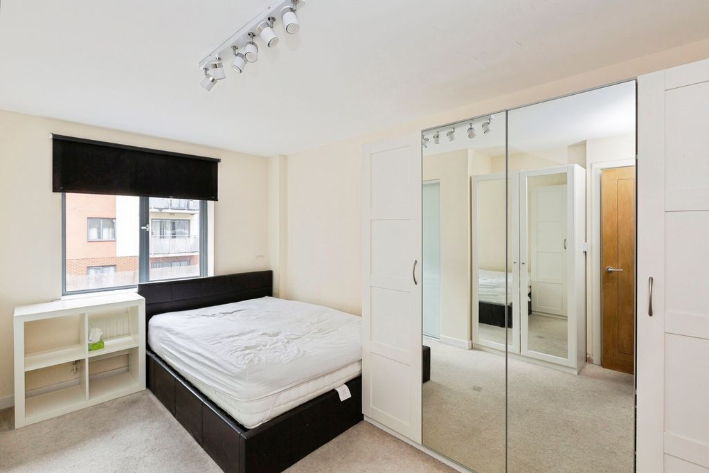 Property photo 3 of 17 Pbox-Img.Jpg
