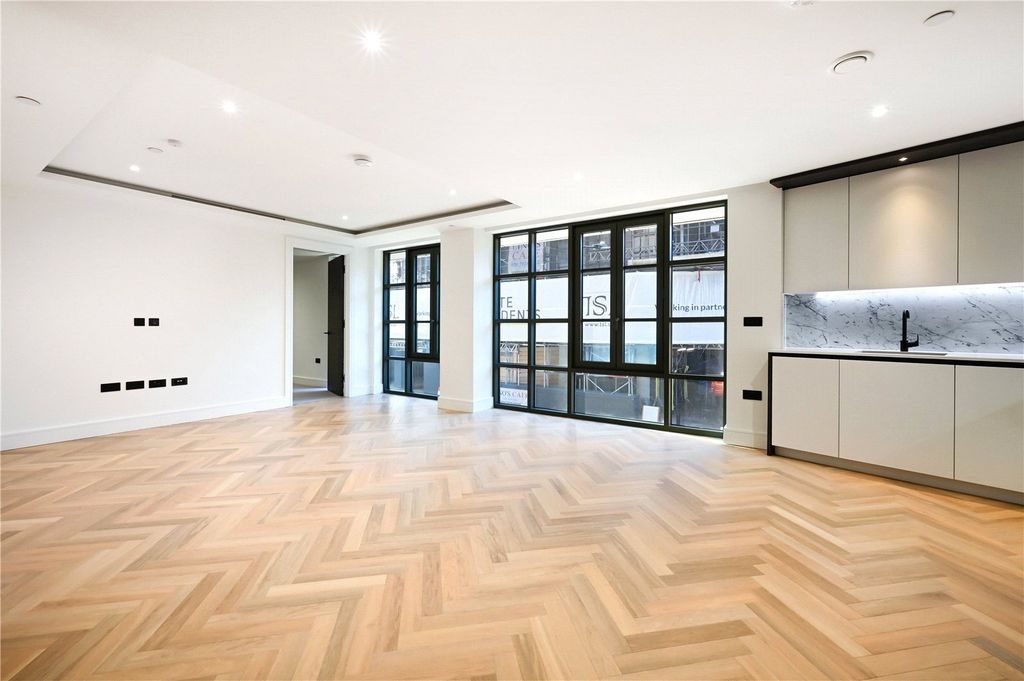 Property photo 1 of 9 Brigade Court