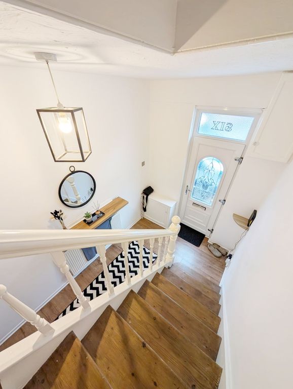 Property photo 1 of 31