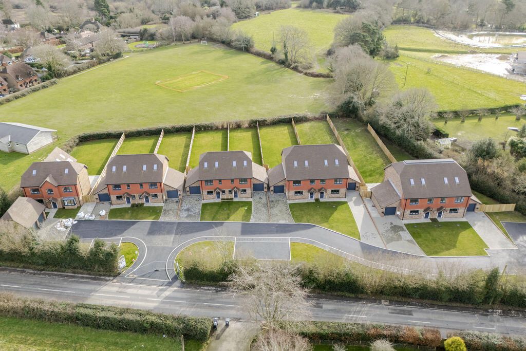 Property photo 1 of 23 Front (Exterior)