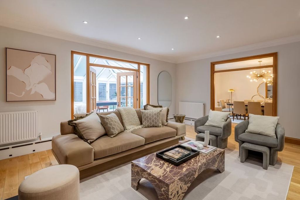 Property photo 3 of 17 Picture No. 47