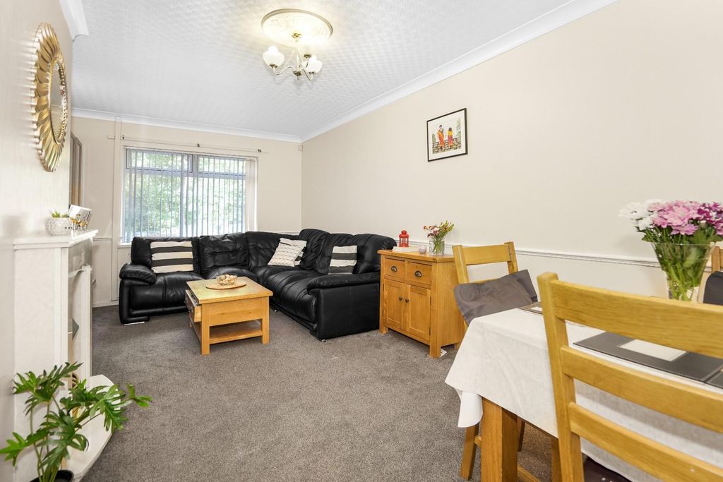 Property photo 3 of 19 3.Jpg