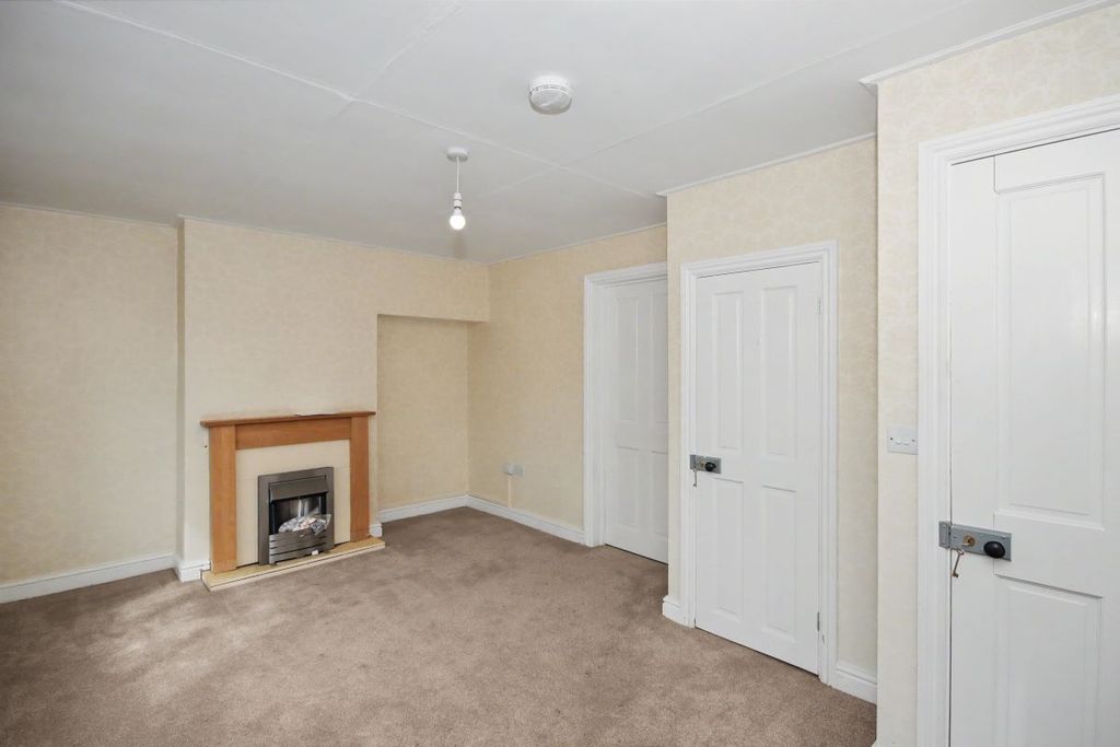 Property photo 3 of 10 Image 3