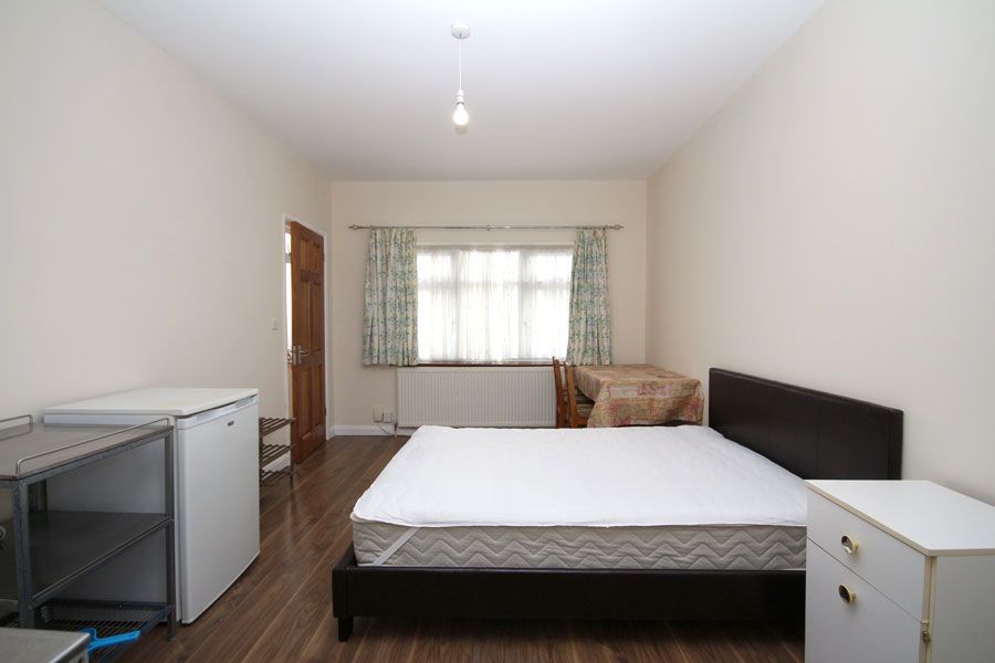 Property photo 2 of 4