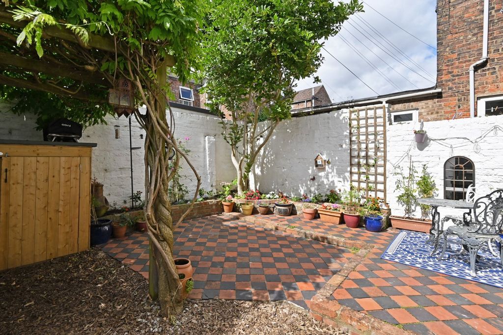 Property photo 2 of 14 Picture 2