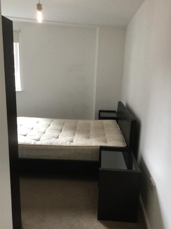Property photo 3 of 11 Bedroom_Lge