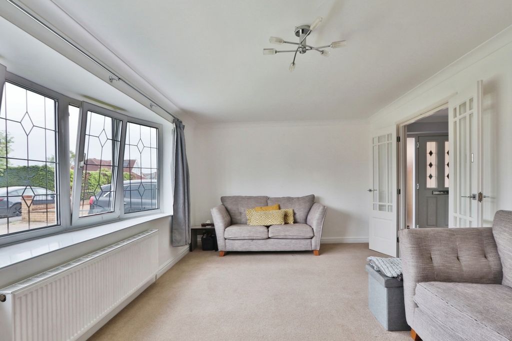 Property photo 3 of 15 3238577