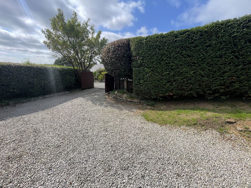 Property photo 2 of 24