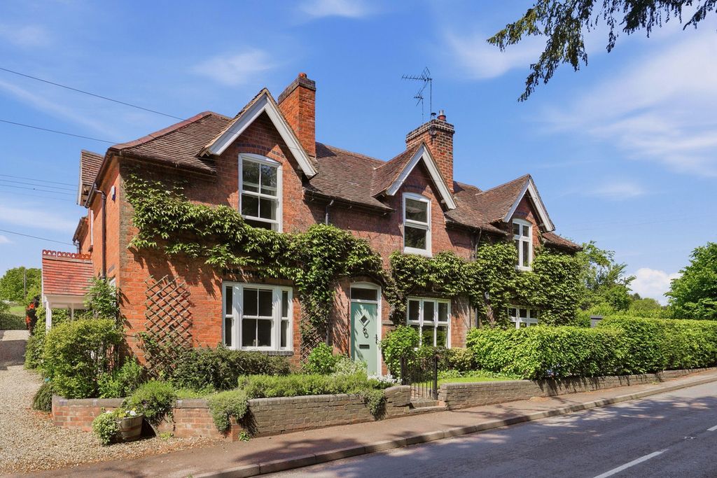 Property photo 1 of 37