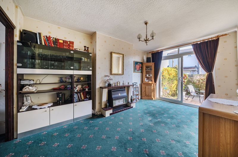 Property photo 3 of 15 Dining Room