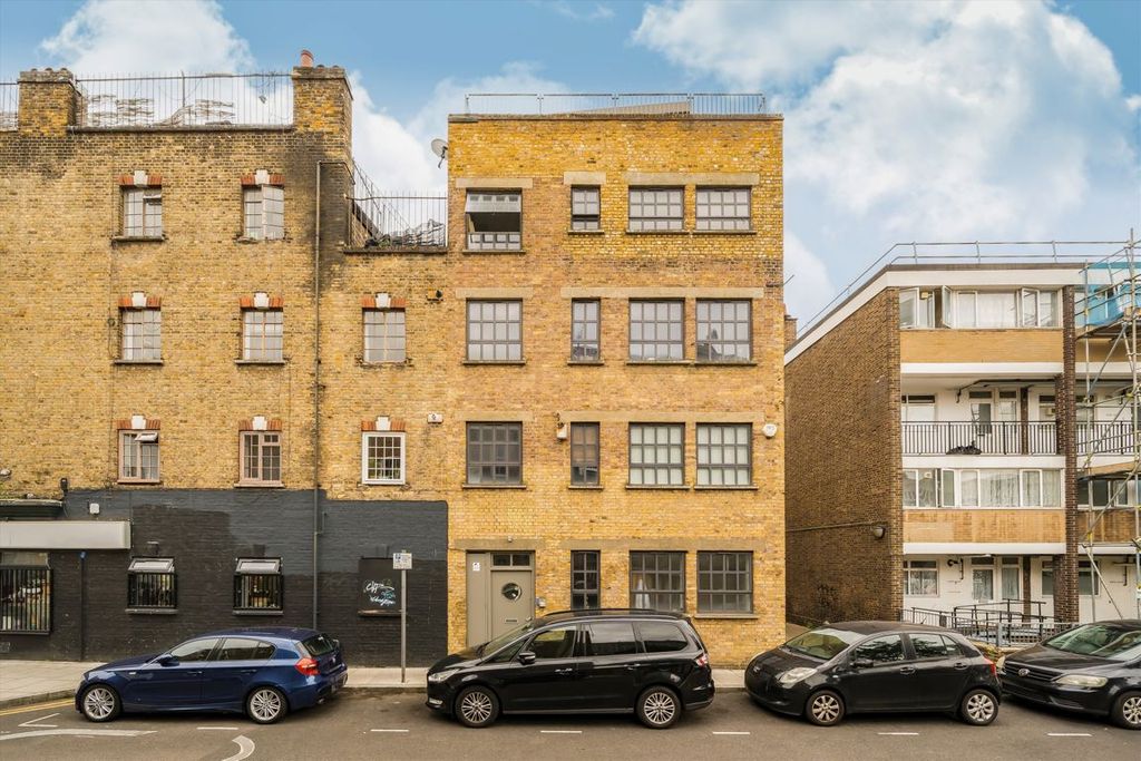 Property photo 1 of 6