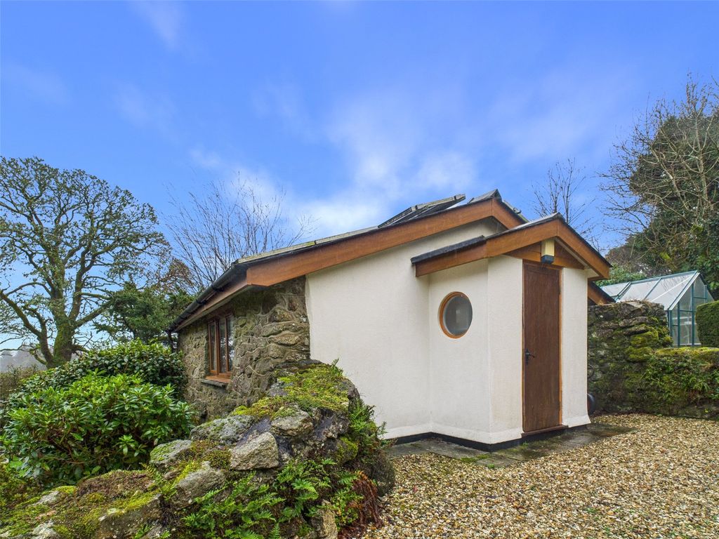 Property photo 2 of 20 Picture No. 17