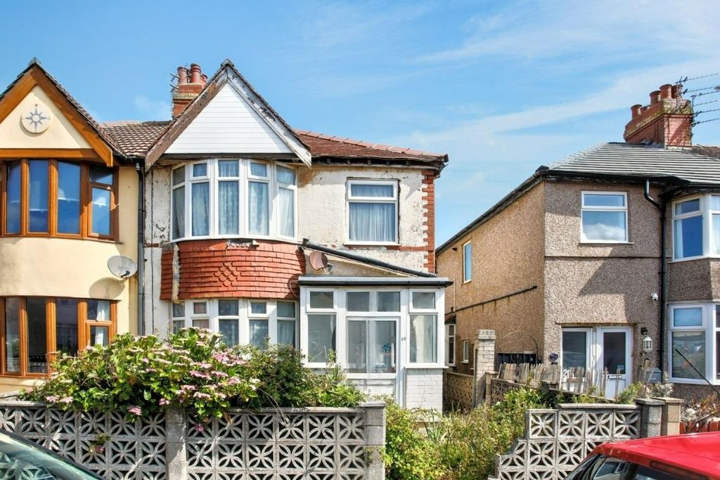 Property photo 2 of 12 22 Ellerbeck Road, Thornton-Cleveleys, Lancashire, Fy5 1Dh