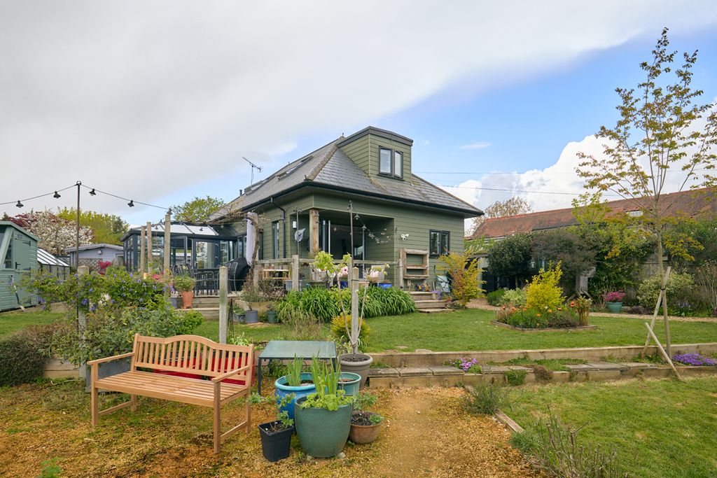 Property photo 1 of 20 2V1A2316_Hdr