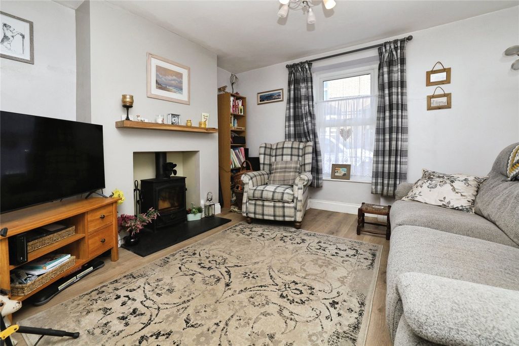 Property photo 2 of 14 Picture No. 05