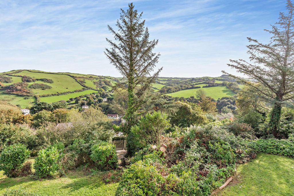 Property photo 3 of 12 View