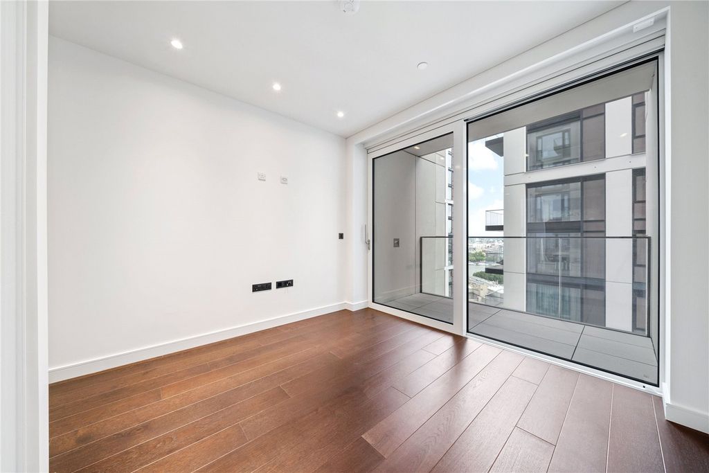 Property photo 2 of 15 Picture No. 05