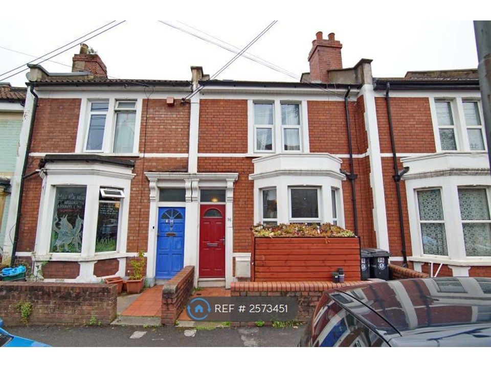 Property photo 1 of 28