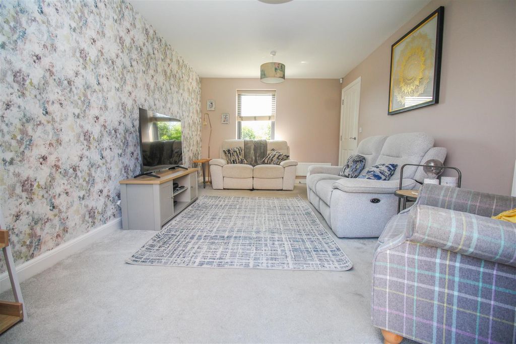 Property photo 3 of 22 Img_4096.Jpg