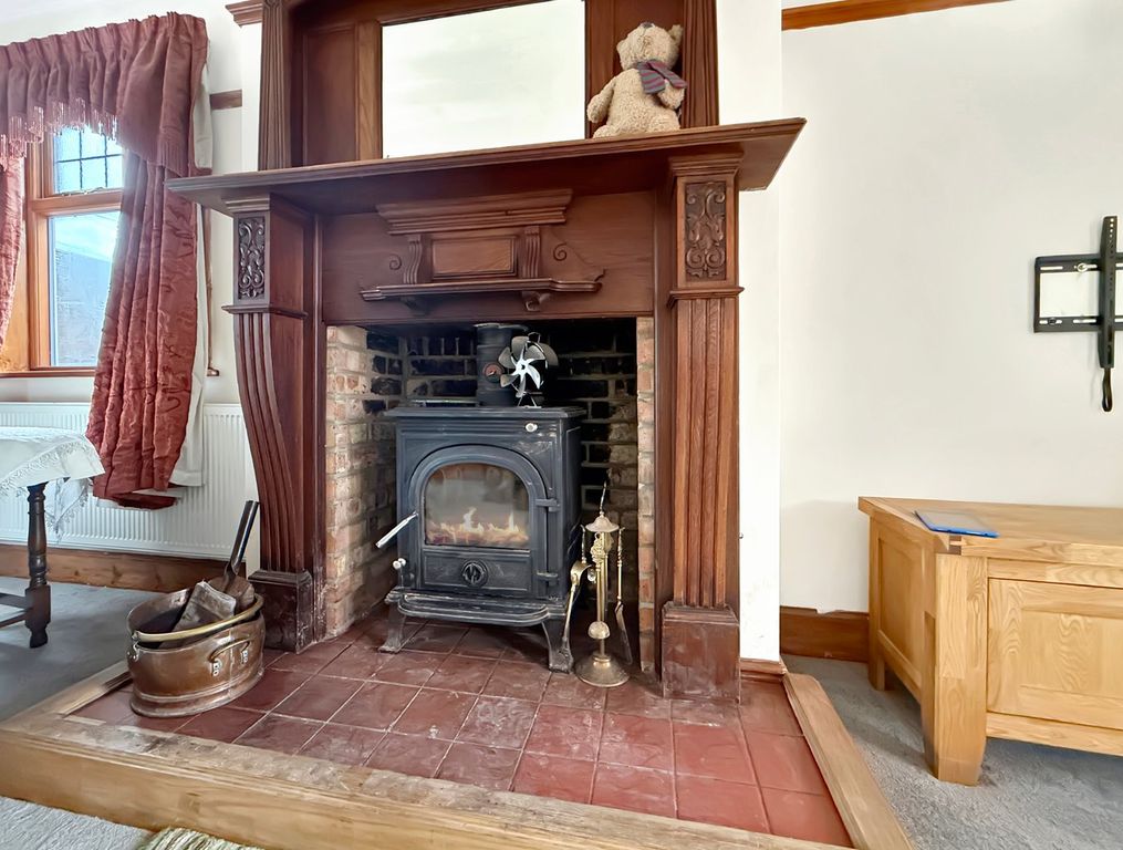 Property photo 3 of 19