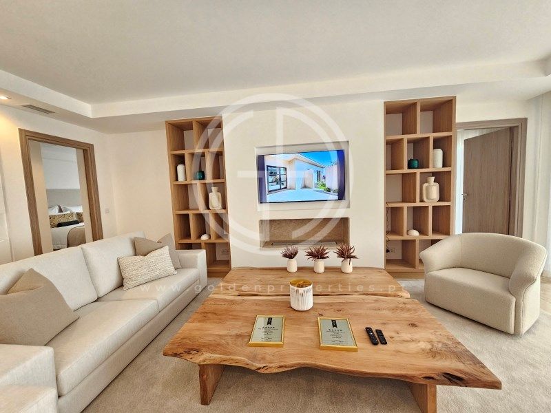 Property photo 1 of 34