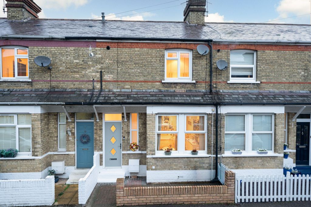 Property photo 1 of 20