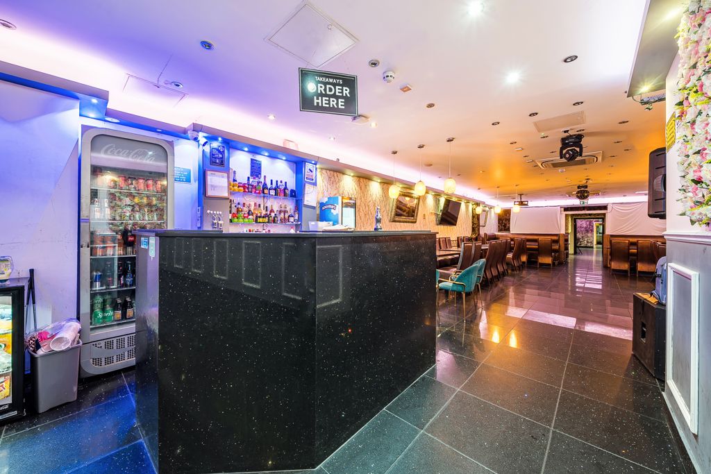 Property photo 3 of 9 Photo 4