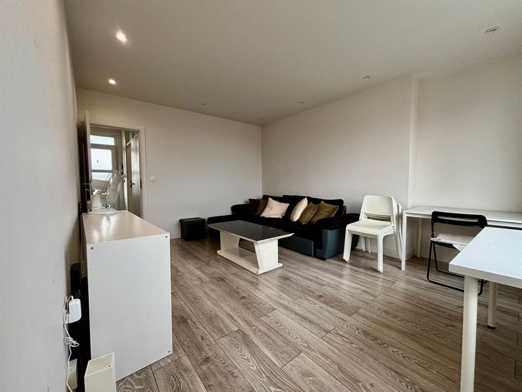 Property photo 3 of 12 Whatsapp Image 2026-03-13 At 18.16.33 (5).Jpeg