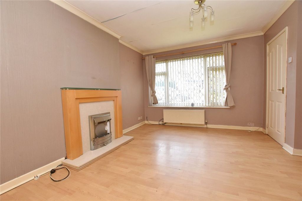 Property photo 3 of 14 Picture No. 17