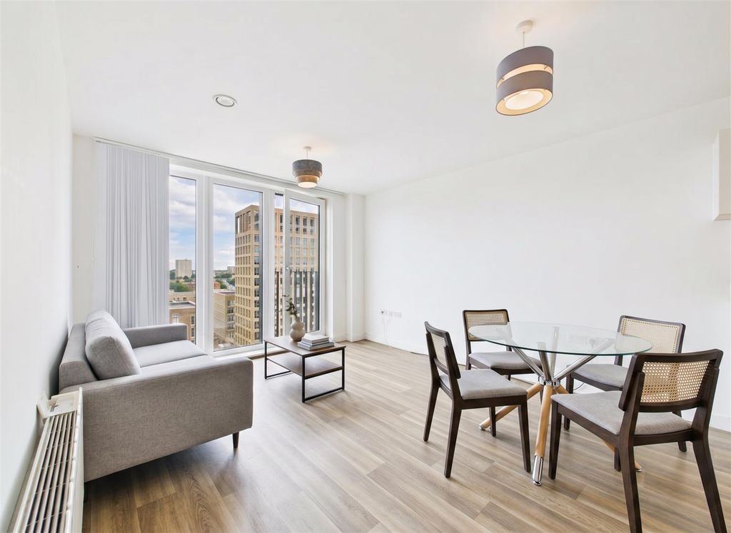 Property photo 1 of 7 Creativefabrica-Service_Type_Image_Editor-0-Bot (1