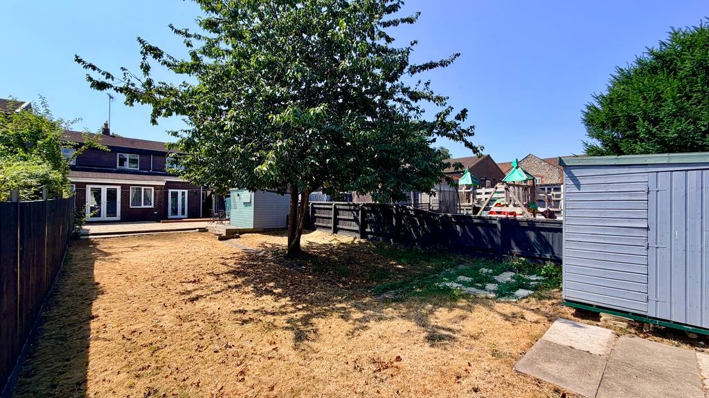 Property photo 2 of 19 Rear Garden
