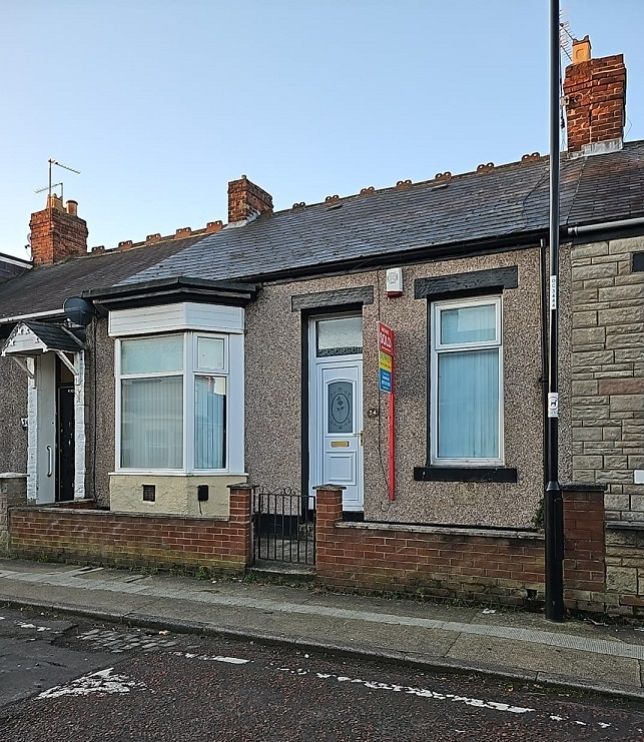 Property photo 1 of 11 956A5B53-Ca3d-48c1-B6Ed-76A533F715d9