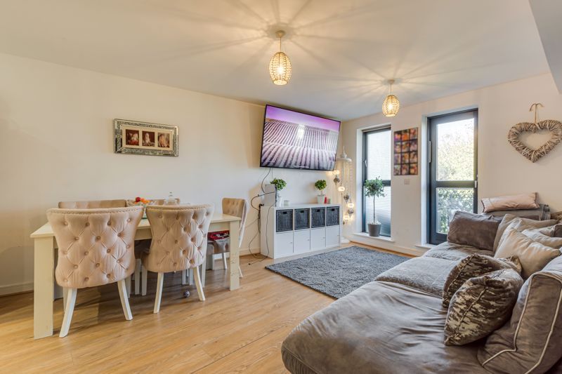 Property photo 2 of 10 Photo 9