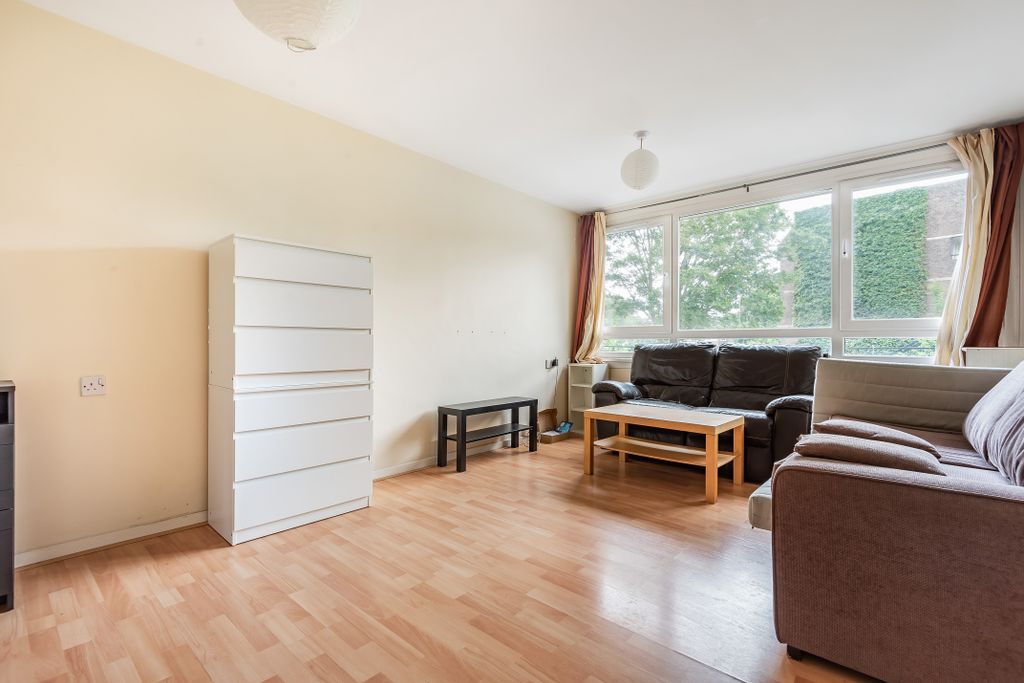 Property photo 3 of 16 Photo 15