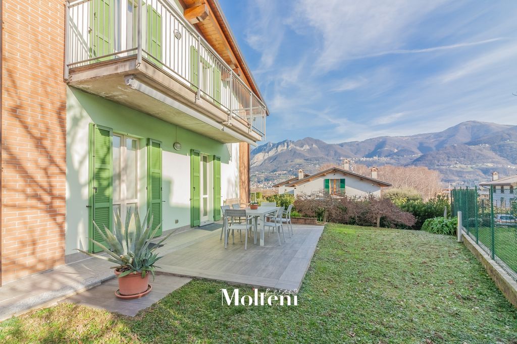 Property photo 2 of 34